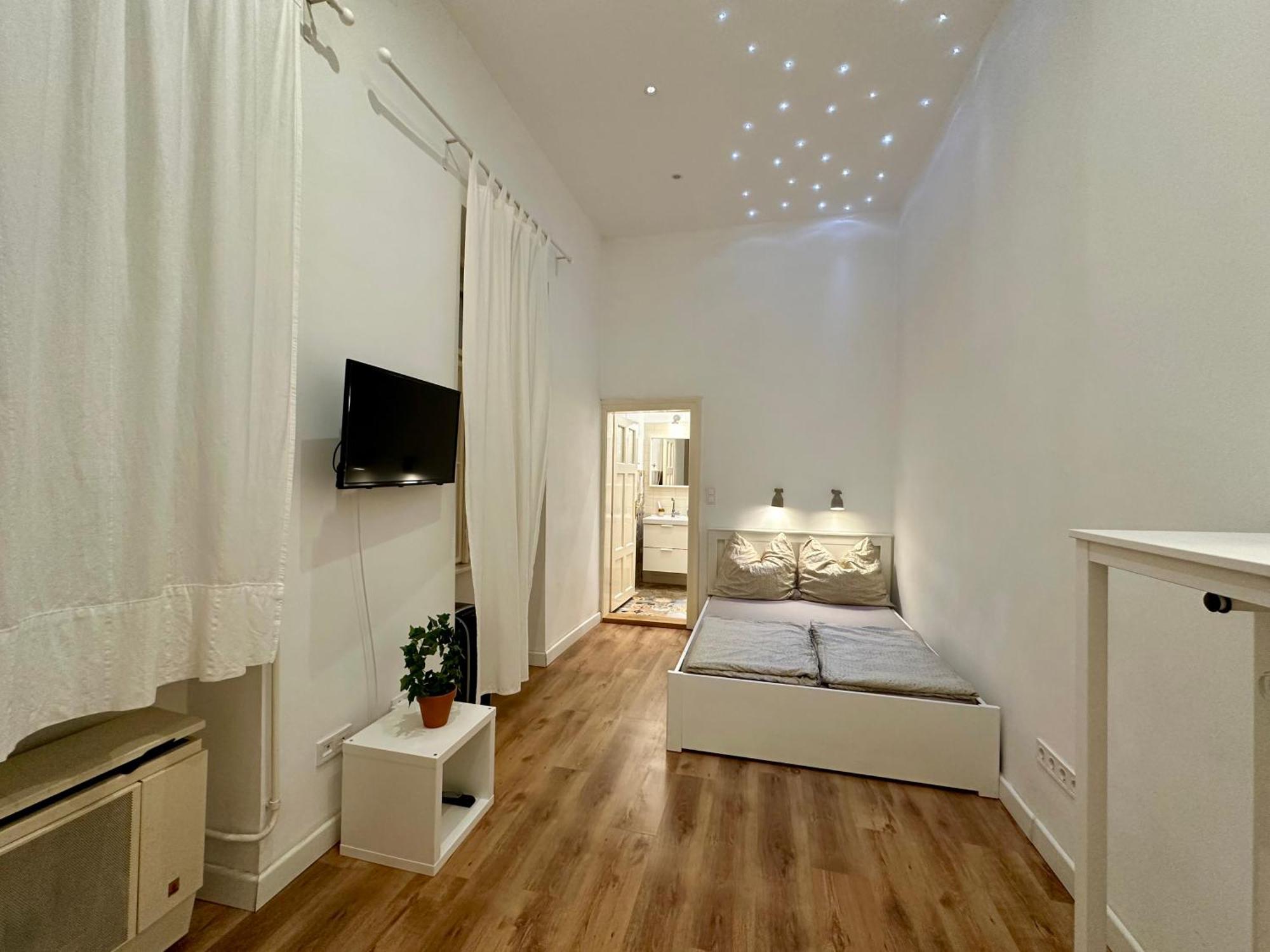 Cozy Studio Flat In The Heart Of ブダペスト エクステリア 写真